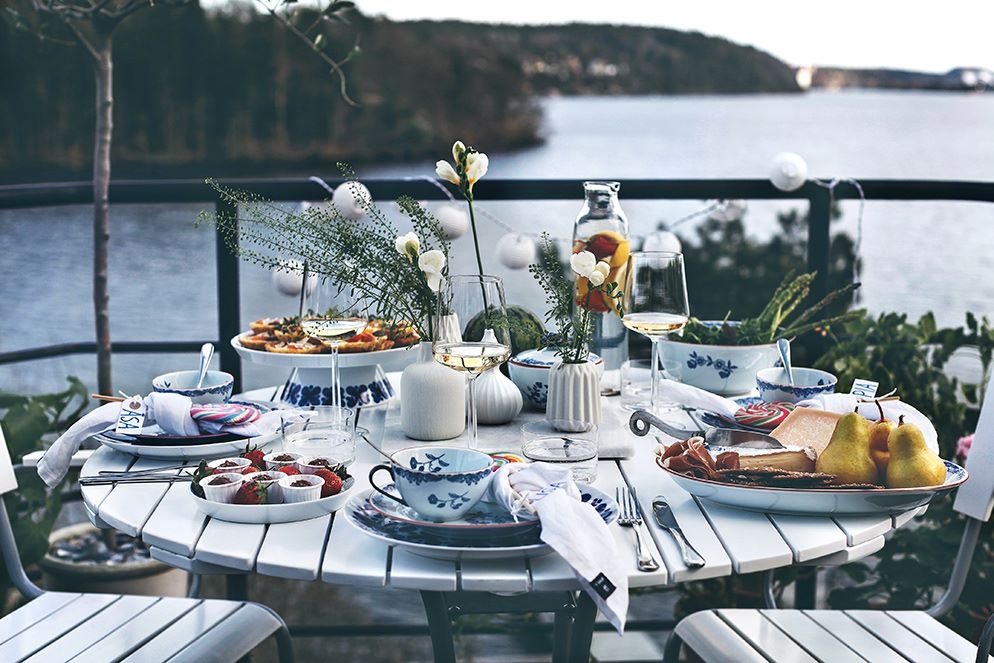 Midsommar dukning fest