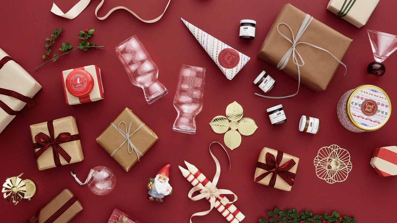 there are many different types of christmas decorations on the table .