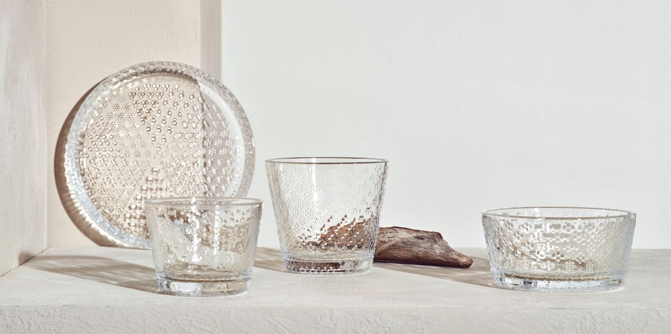 Iittala lasilautanen juomalasit ja kulho Tundra sarjasta