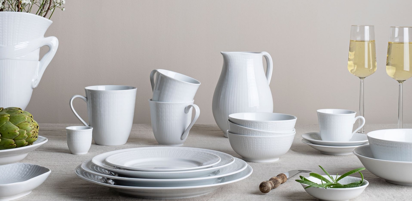 Rörstrand Swedish Grace astiat valkoinen astiasto lumi lautaset kulhot mukit kannut