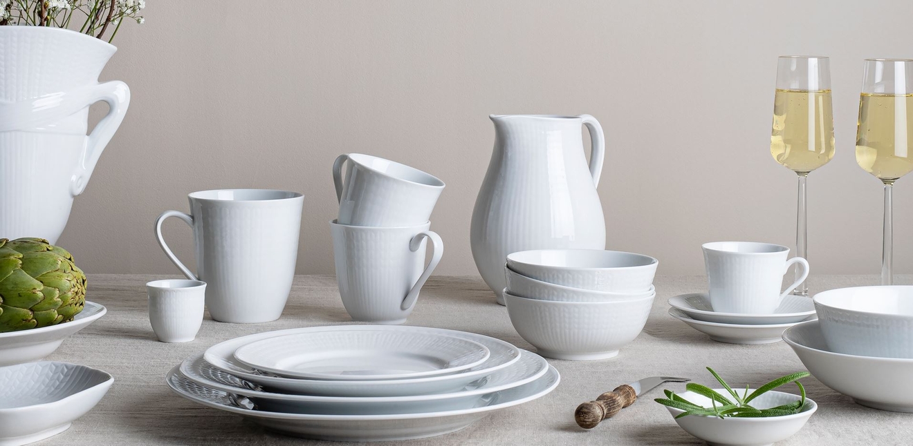 Rörstrand Swedish Grace astiat valkoinen astiasto lumi lautaset kulhot mukit kannut