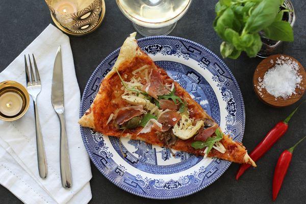 Frasig smördegspizza