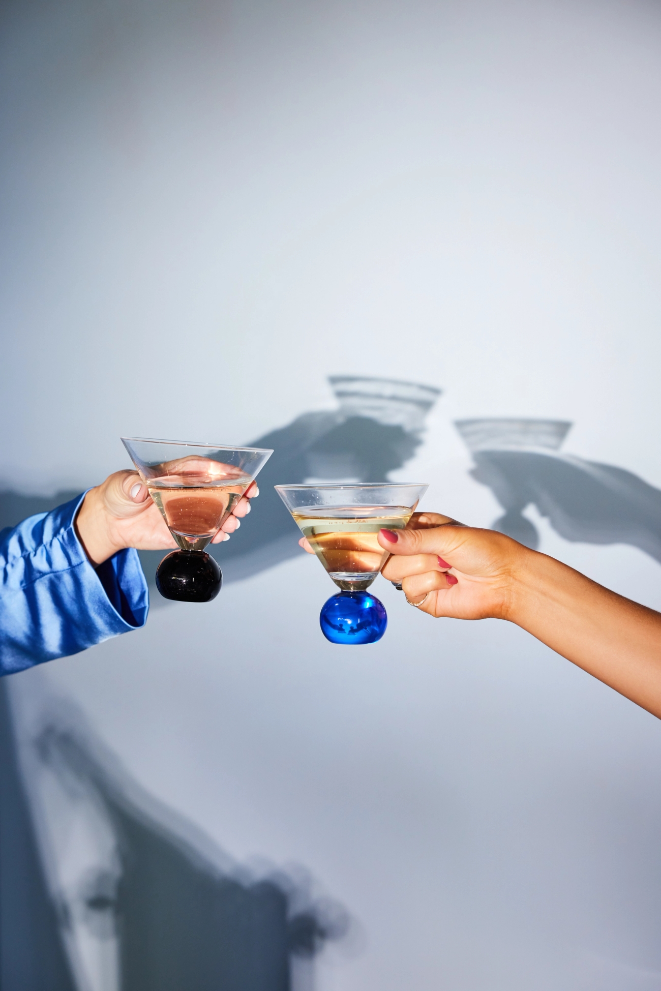 25 års present skålande glas från Byon