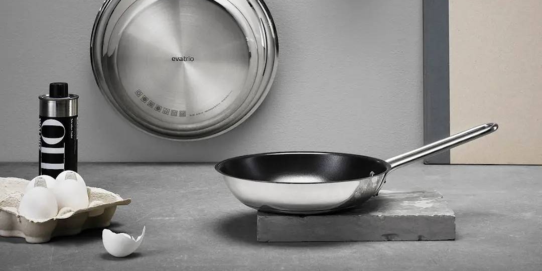 alumiini paistinpannu jossa non stick pinnoite eva sololta