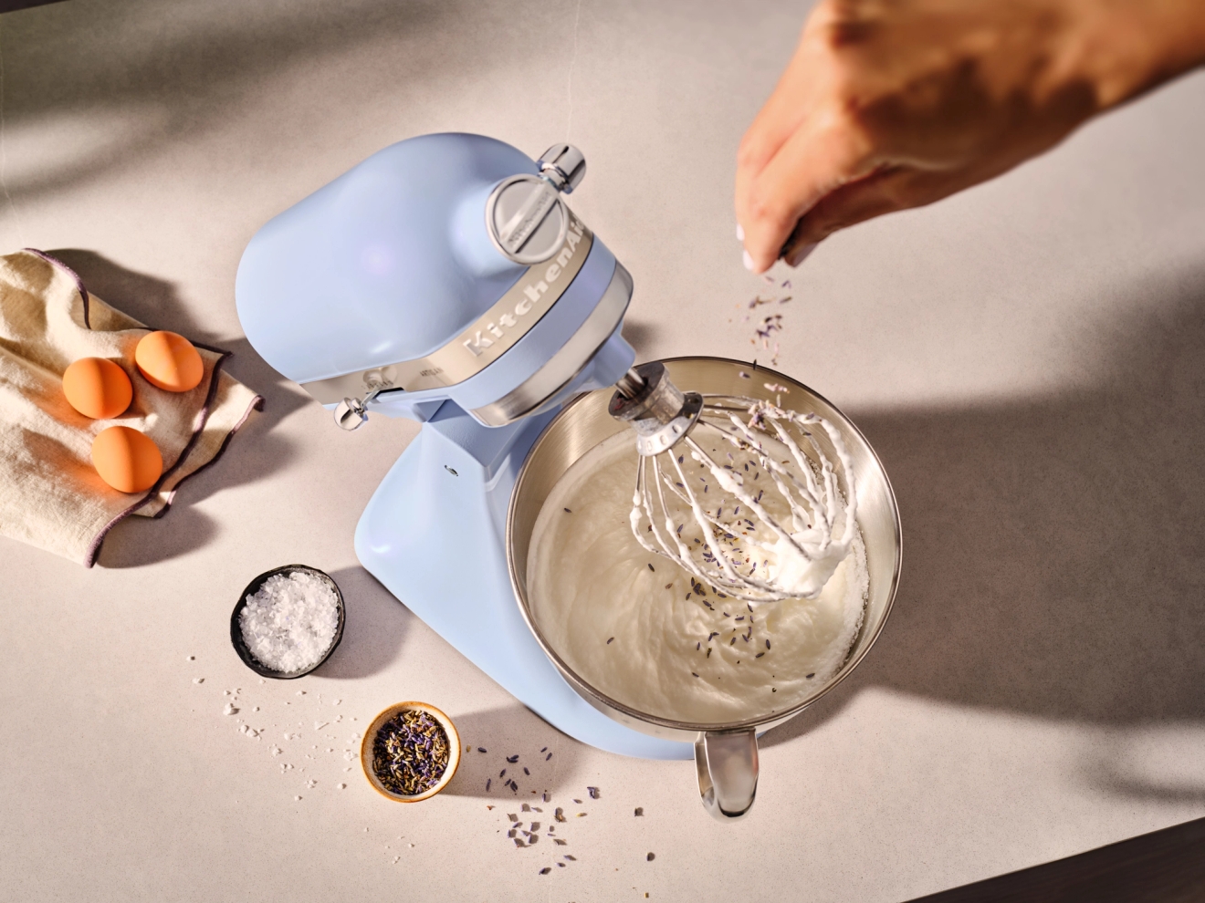 Kitchenaid Artisan yleiskone värissä blue salt 