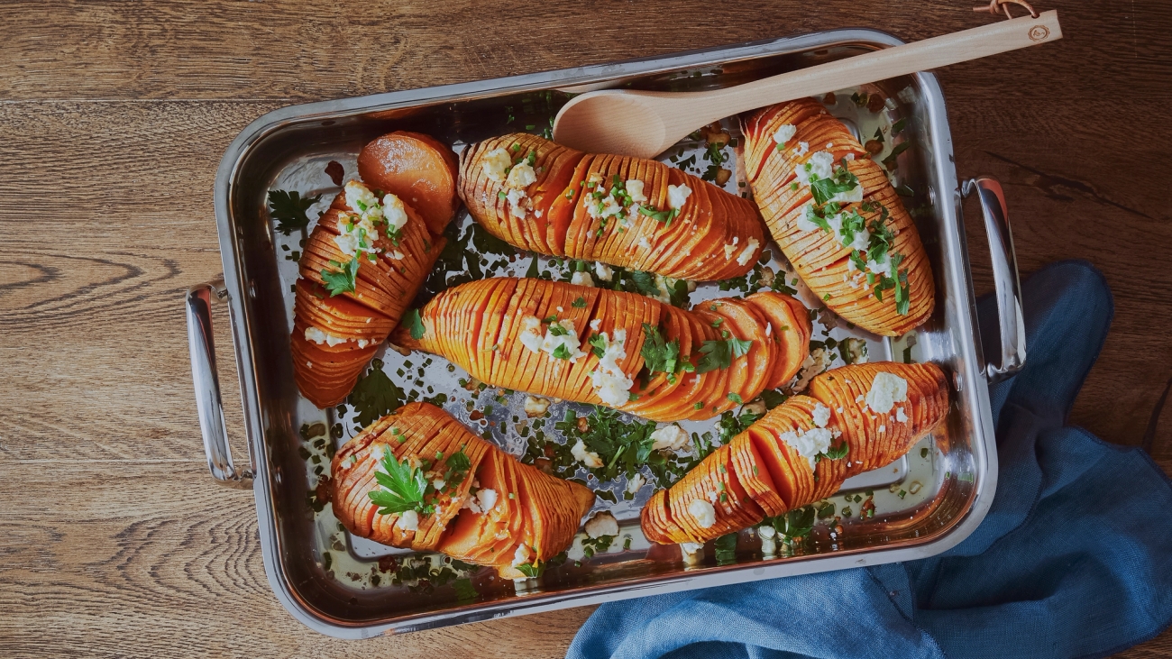 Ugnsformar med sötpotatis fetaost och persilja