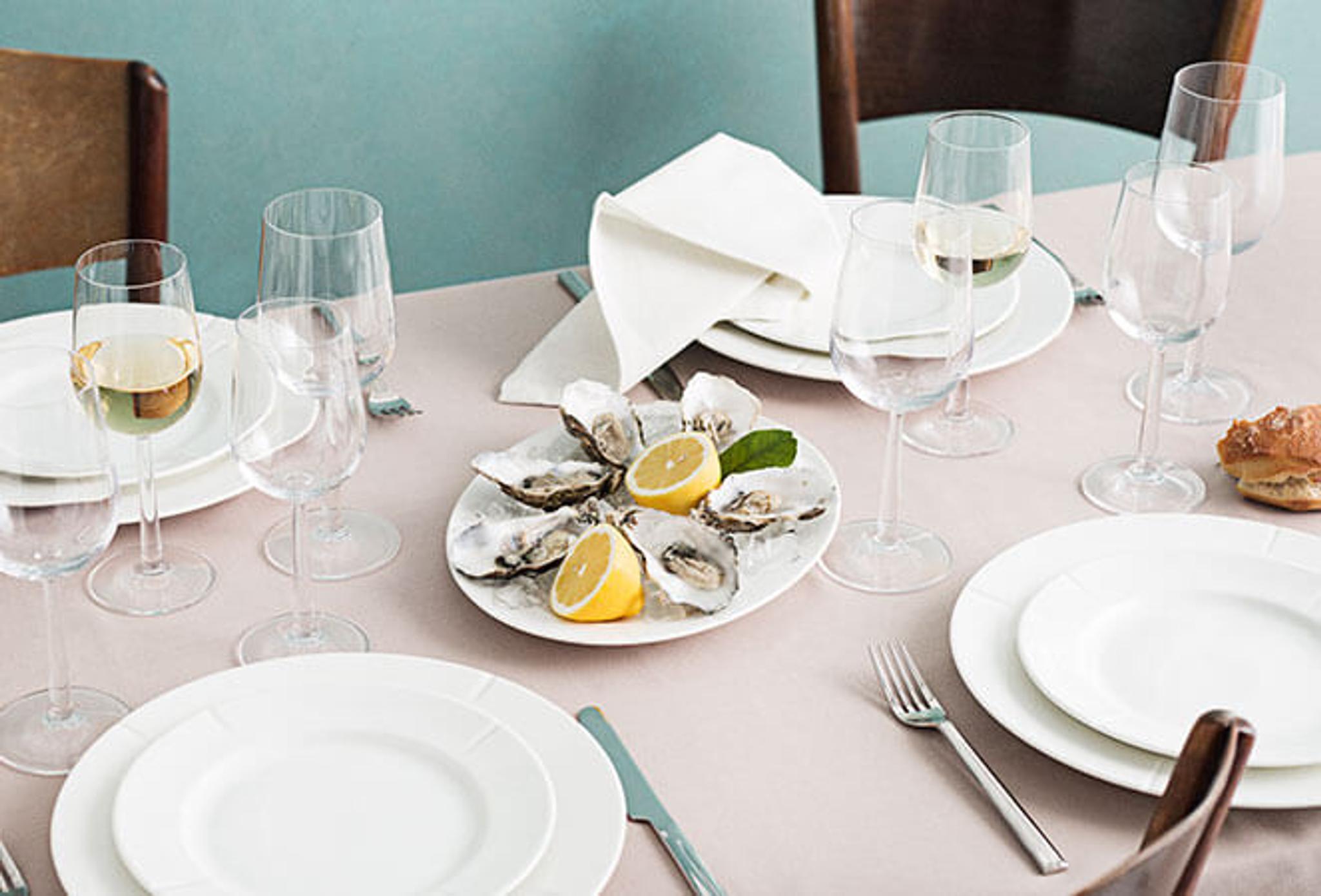 Rosendahl Grand Cru tallerkener og vinglass