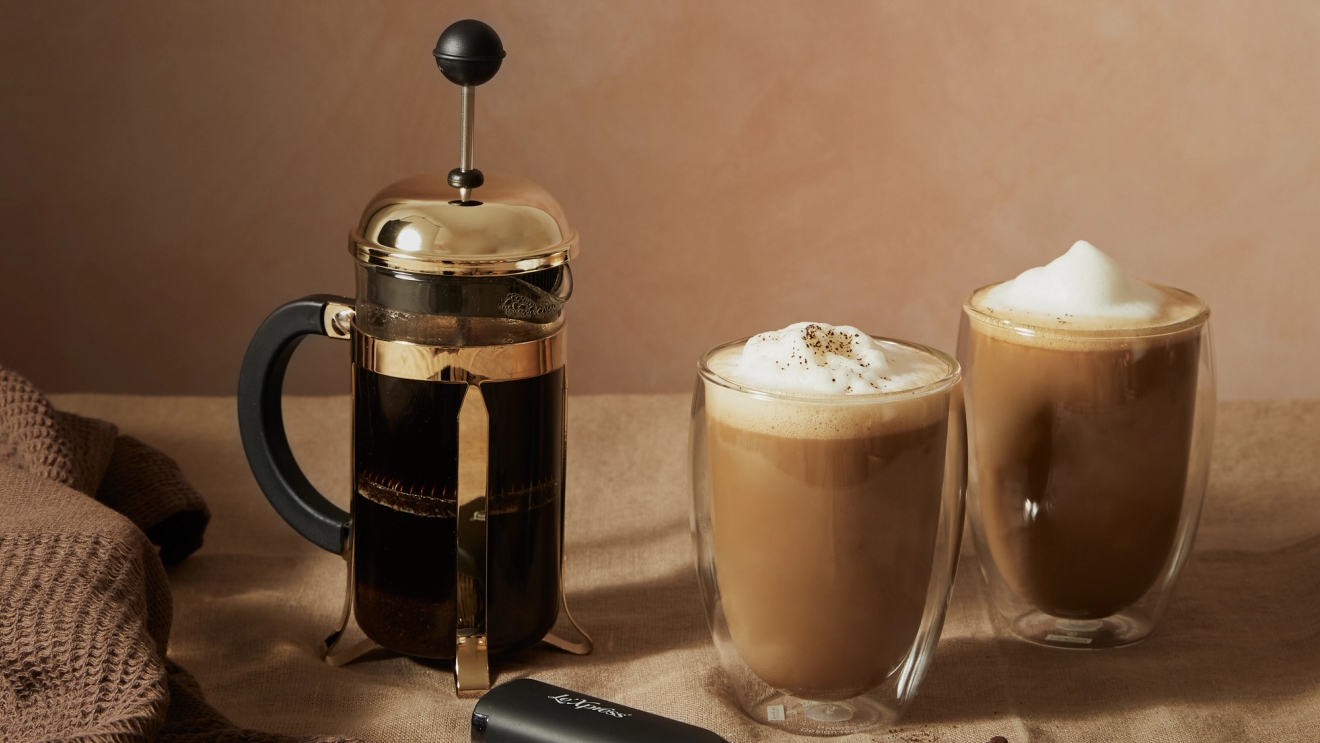 Bodum - Tyylikäs pressopannu sekä kestävät kaksiseinäiset kahvilasit