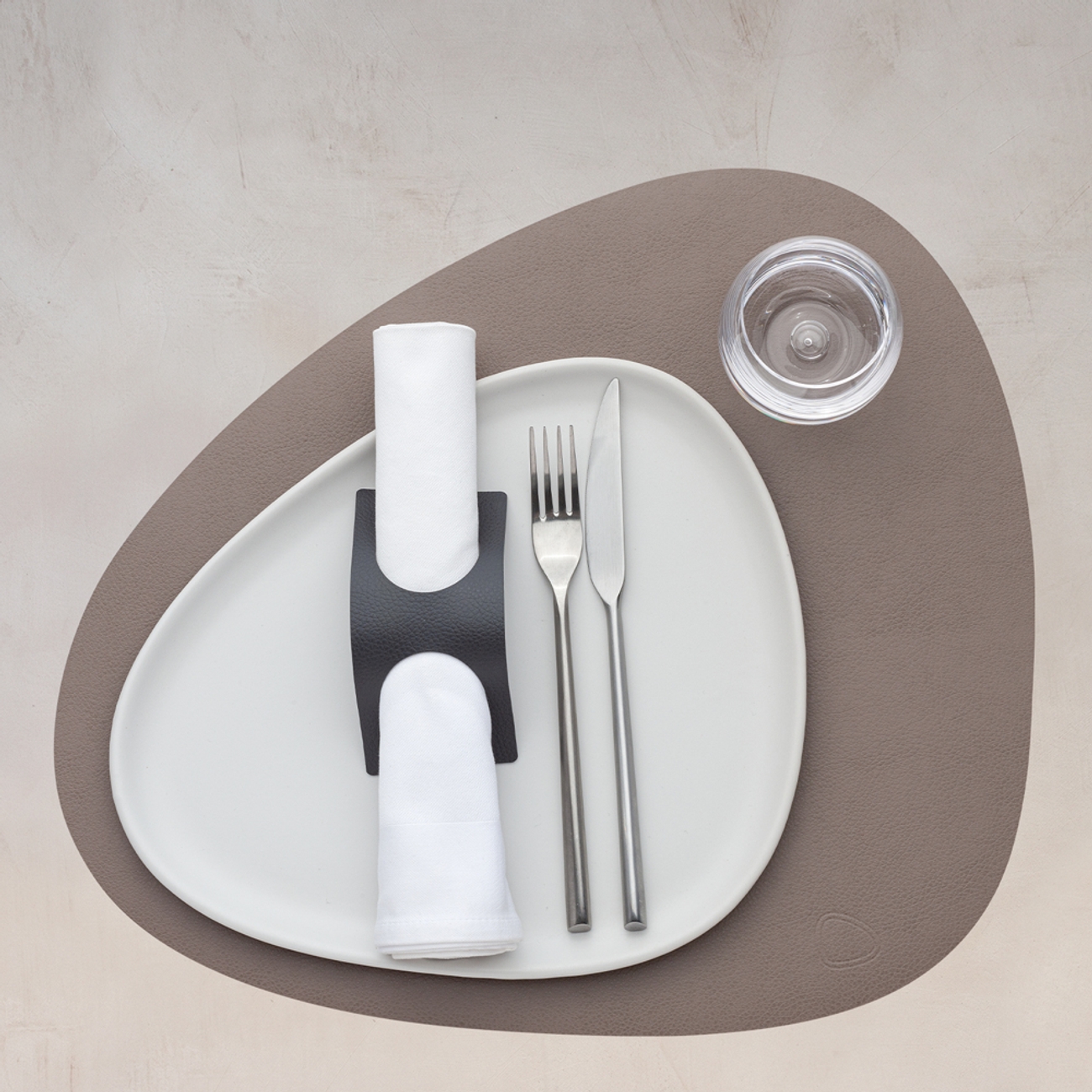 Bordstabletter i läder