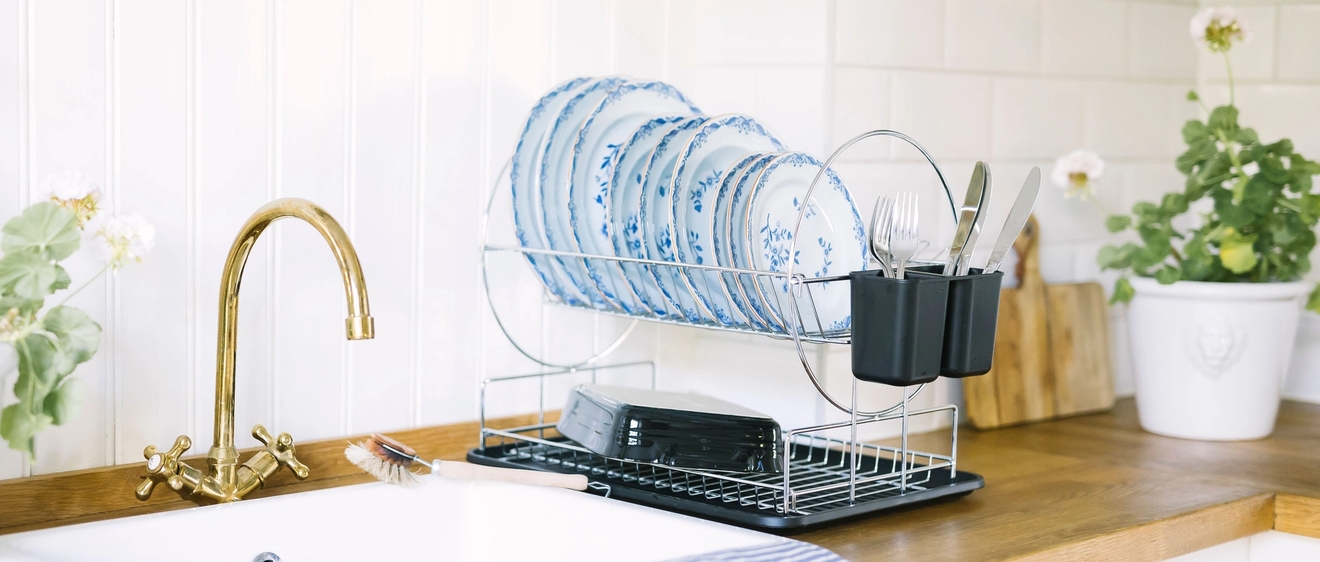 Astiankuivaustelineet - Lasit, lautaset, mukit ja hieno astiankuivausteline