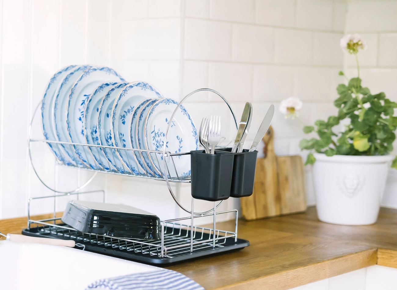 Astiankuivaustelineet - Lasit, lautaset, mukit ja hieno astiankuivausteline