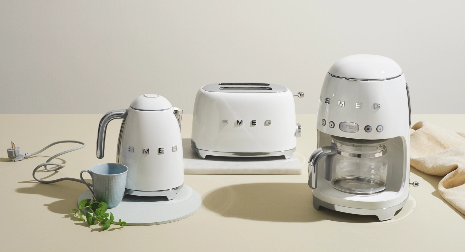 Smeg valkoinen