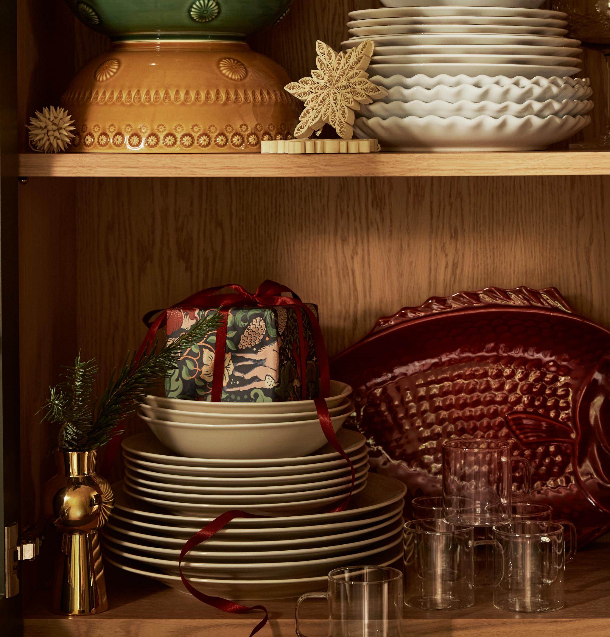 Joululahjat kattauksesta kiinnostuneelle