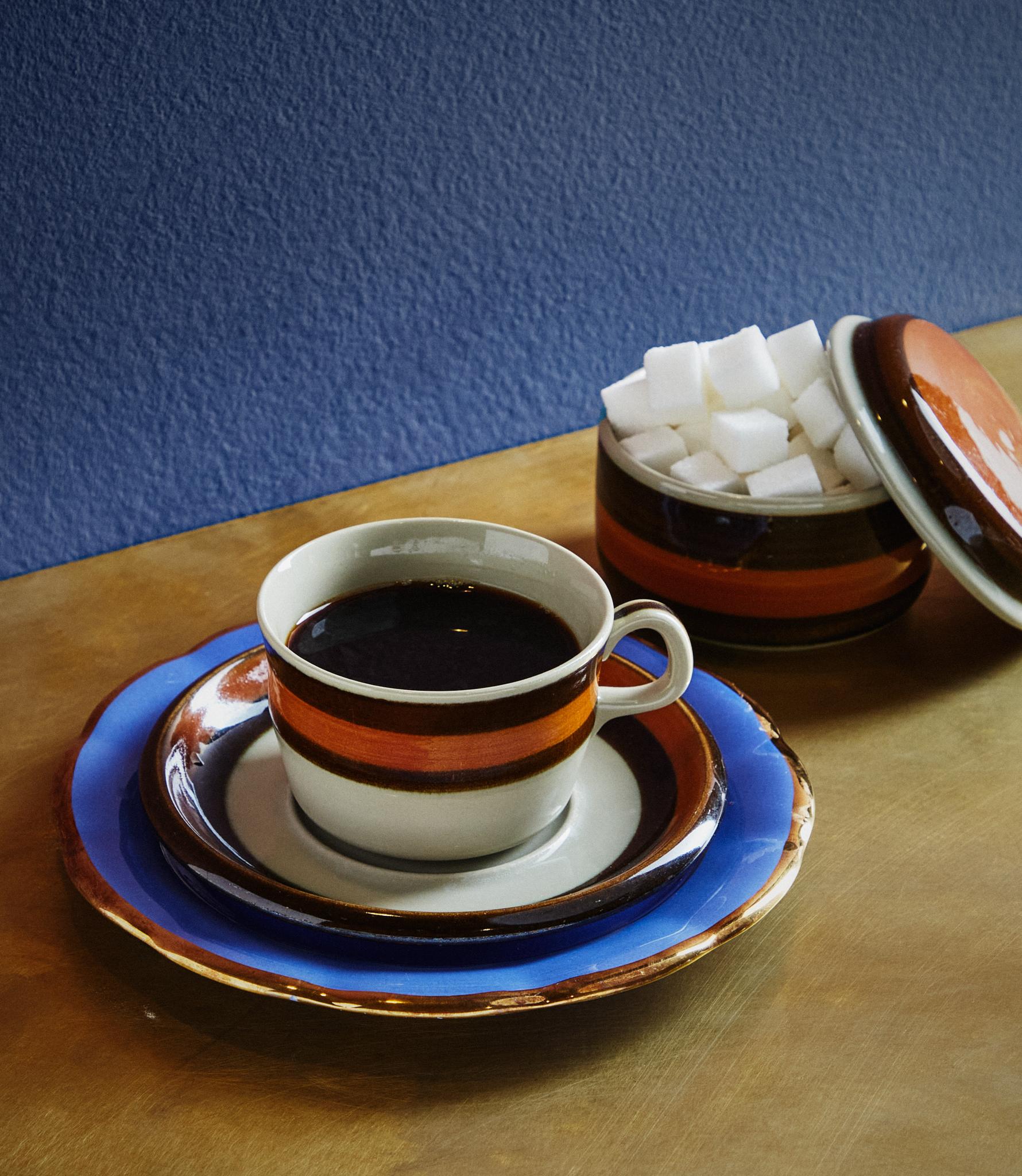 vintage kopp och fat