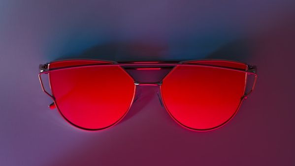 Online Shopping for Sunglasses Leaves Aussies in the Dark on Safety