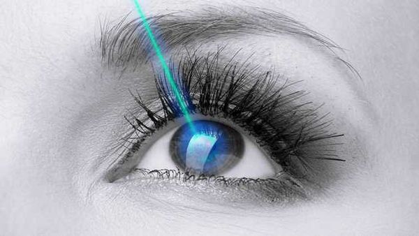 Bladeless LASIK Procedures At PersonalEYES