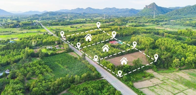 Imagem aérea de lotes a venda.