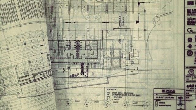 Documento com planta baixa de projeto de edifício.