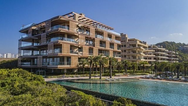 Bravíssima Private Residence na Praia Brava