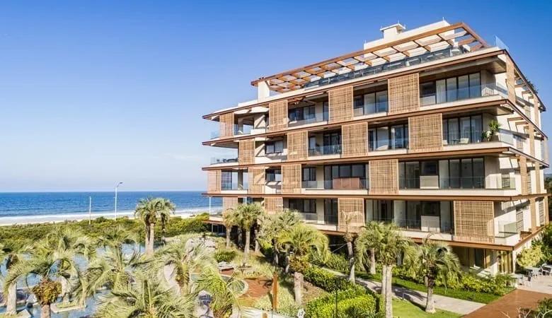 Bravíssima Private Residence: luxo e conforto à beira-mar na Praia Brava