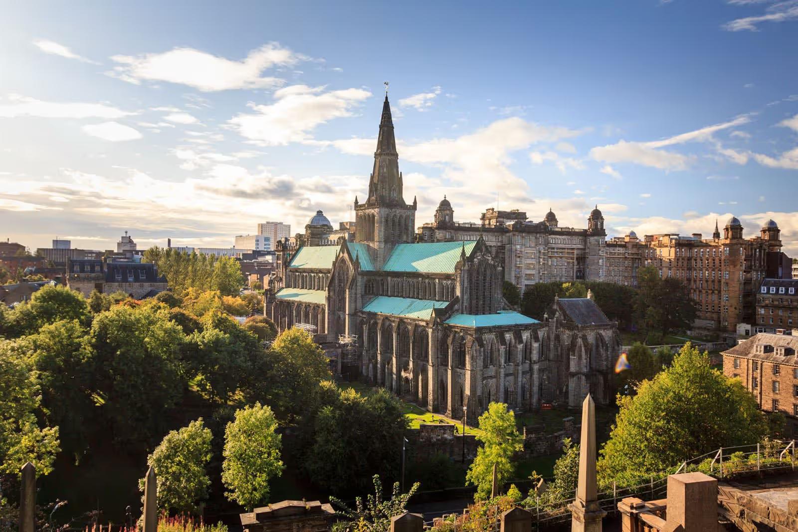 Viaje na Arquitetura de Glasgow e conheça sua eclética mescla de estilos.