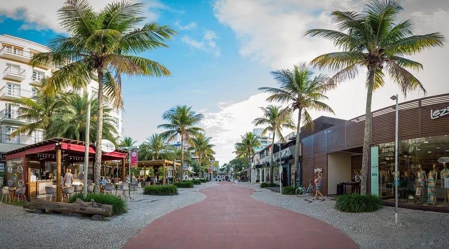 Imóveis em Santa Catarina: um mar de oportunidades. Open Shopping em Jurerê Internacional, em Florianópolis.