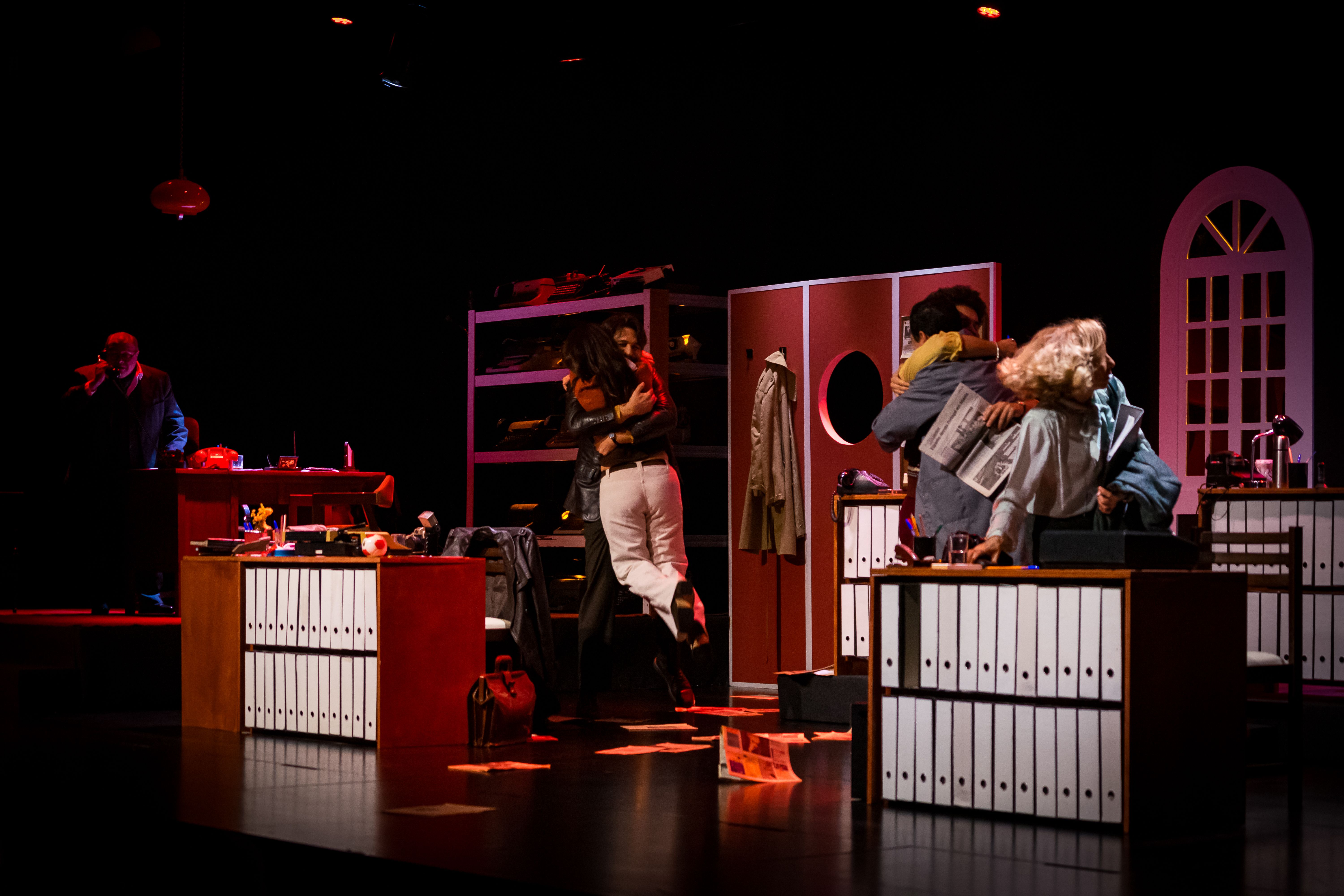 A Noite - De José Saramago - Foto 10