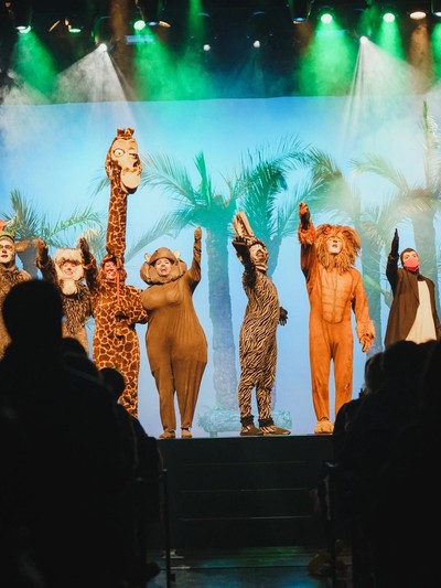 Madagáscar - Uma Aventura Musical - Espetáculo relacionado da Yellow Star Company