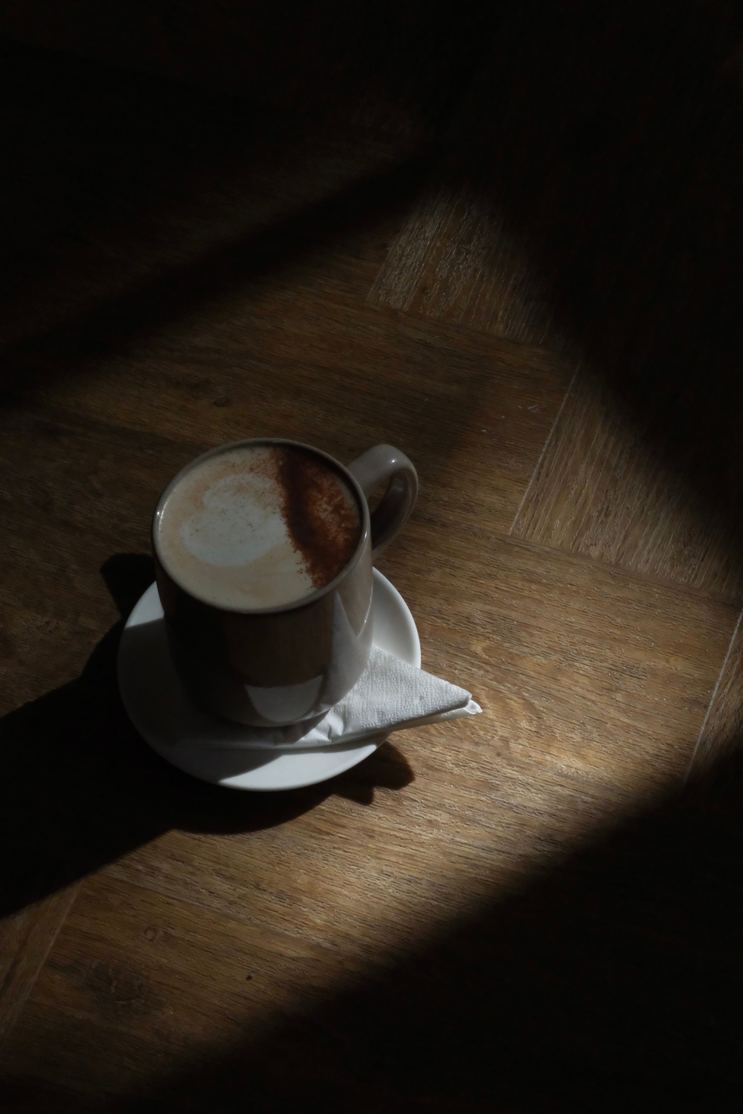 A spiced chai latte in a cup