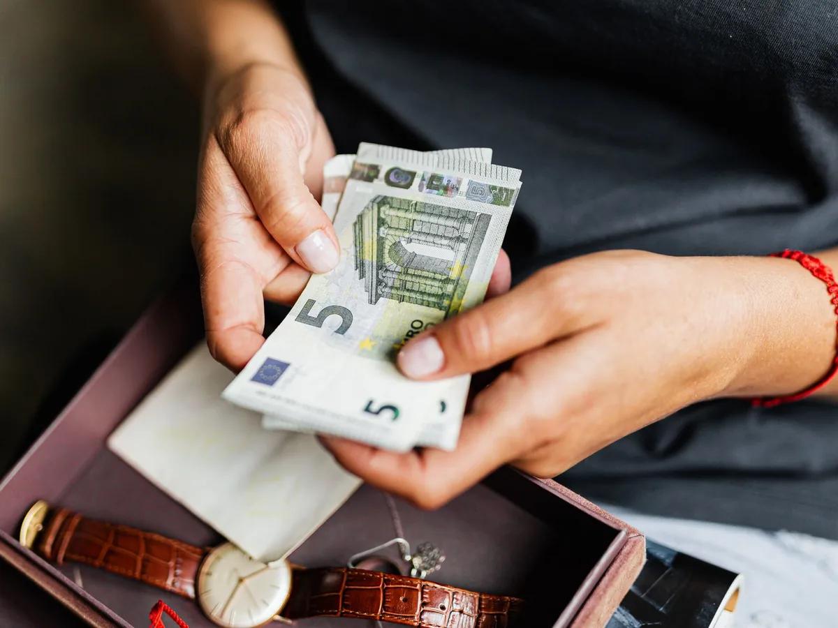 Eurobiljetten tellen: de opbrengst van vintage doorverkopen