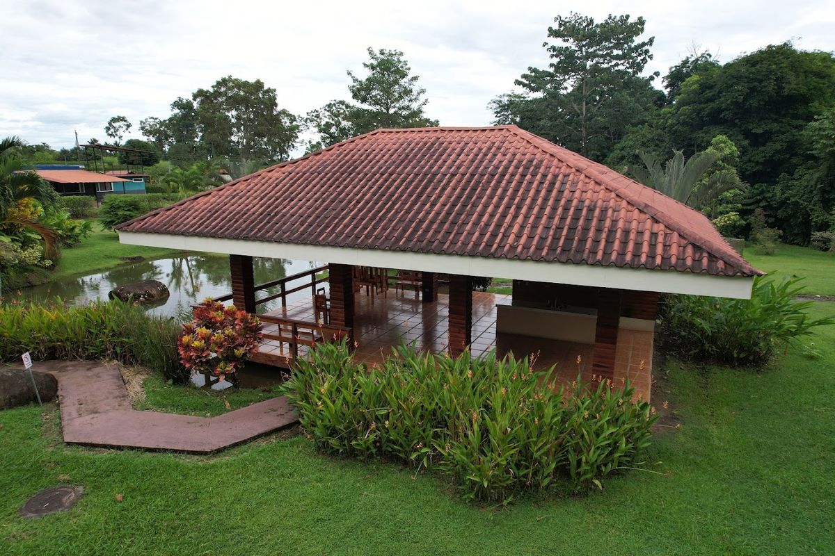 Casa Vacacional de Lujo en Condominio Privado en La Fortuna