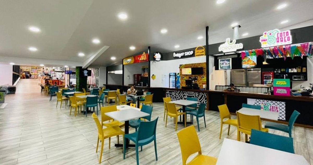 Locales comerciales en Plaza San Carlos: Propiedades de uso comercial