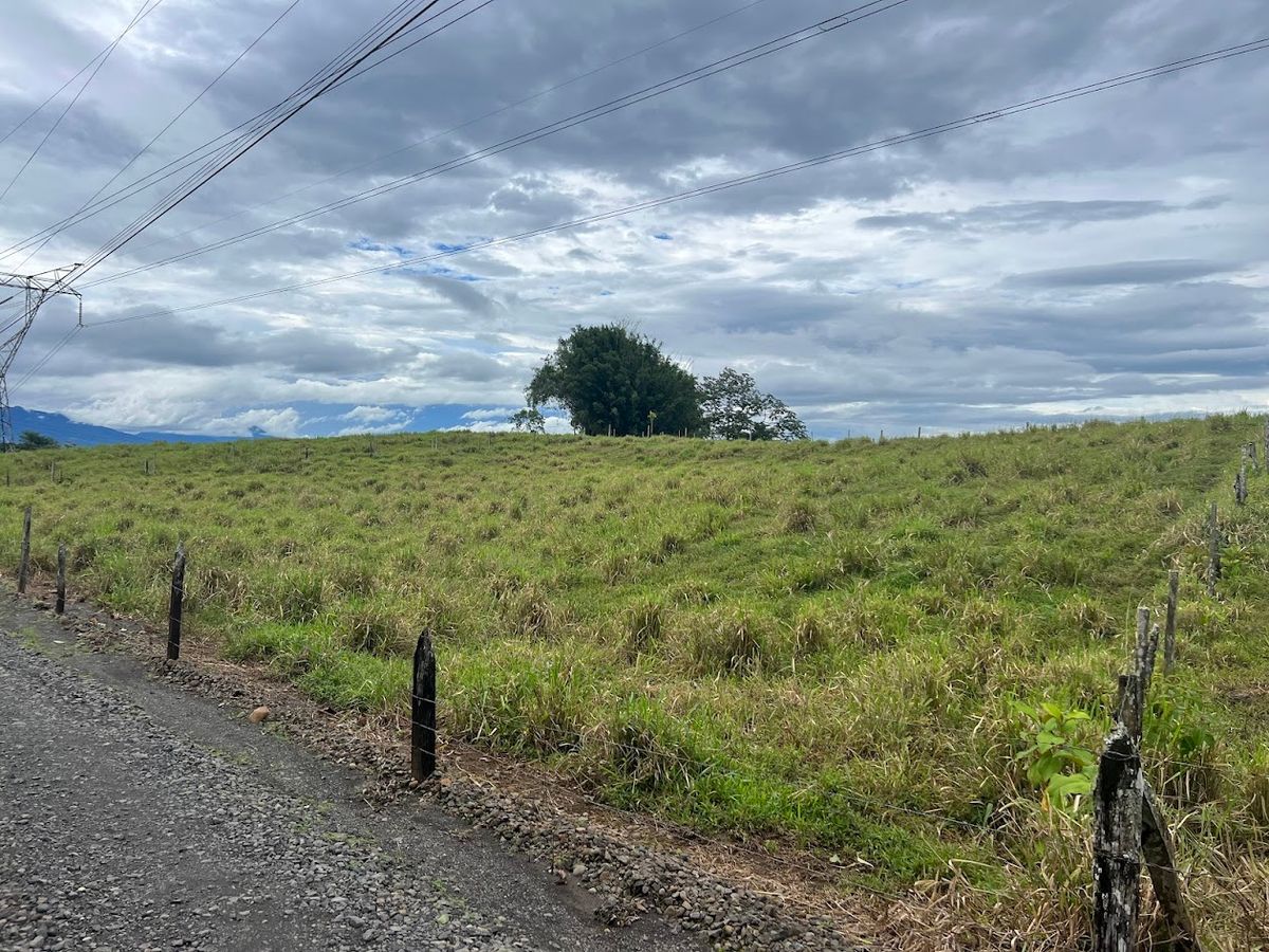 Lote en Puente Casa de 900 metros cuadrados: Hermosas Vistas
