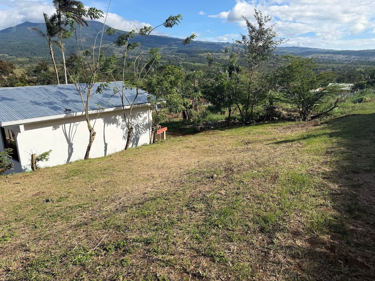 Lote pequeño en la Tesalia de San Carlos: Apto para crédito con bono