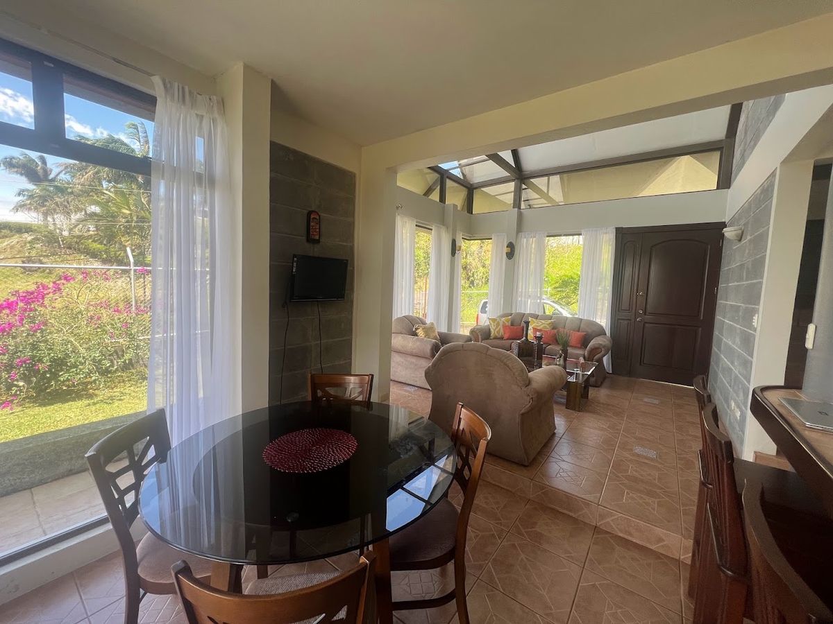 Casa con hermosa vista en Ciudad Quesada