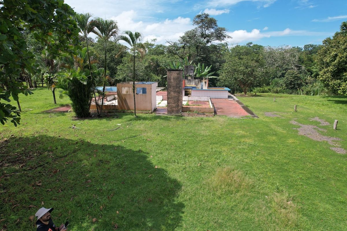 Terreno Comercial en Muelle de San Carlos: Gran Frente y Plusvalía