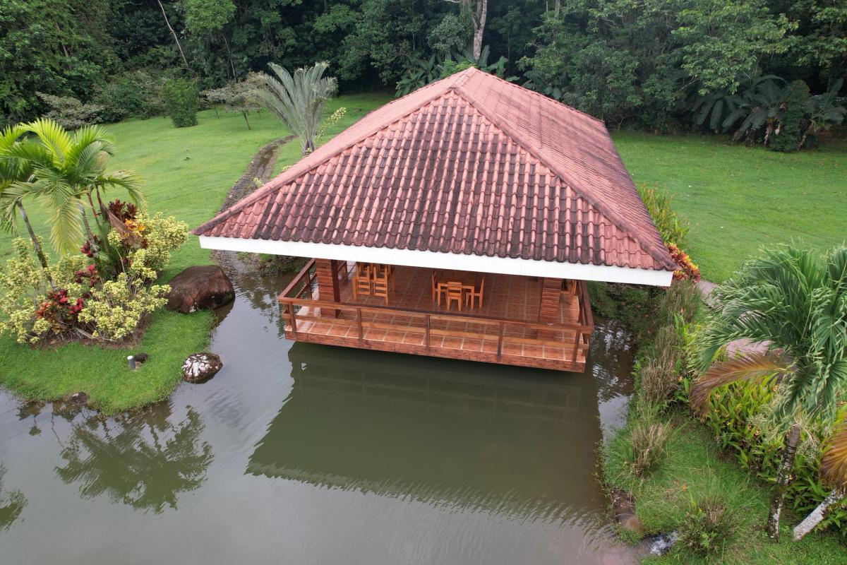 Turnkey Rustic Cabin in  Condominium, La Fortuna: Airbnb