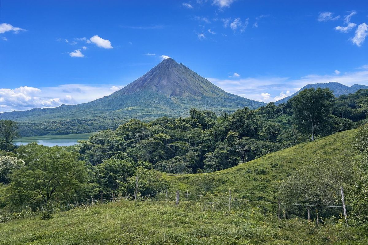 Premium Lot for Sale in El Castillo: Arenal Volcano & Lake Views