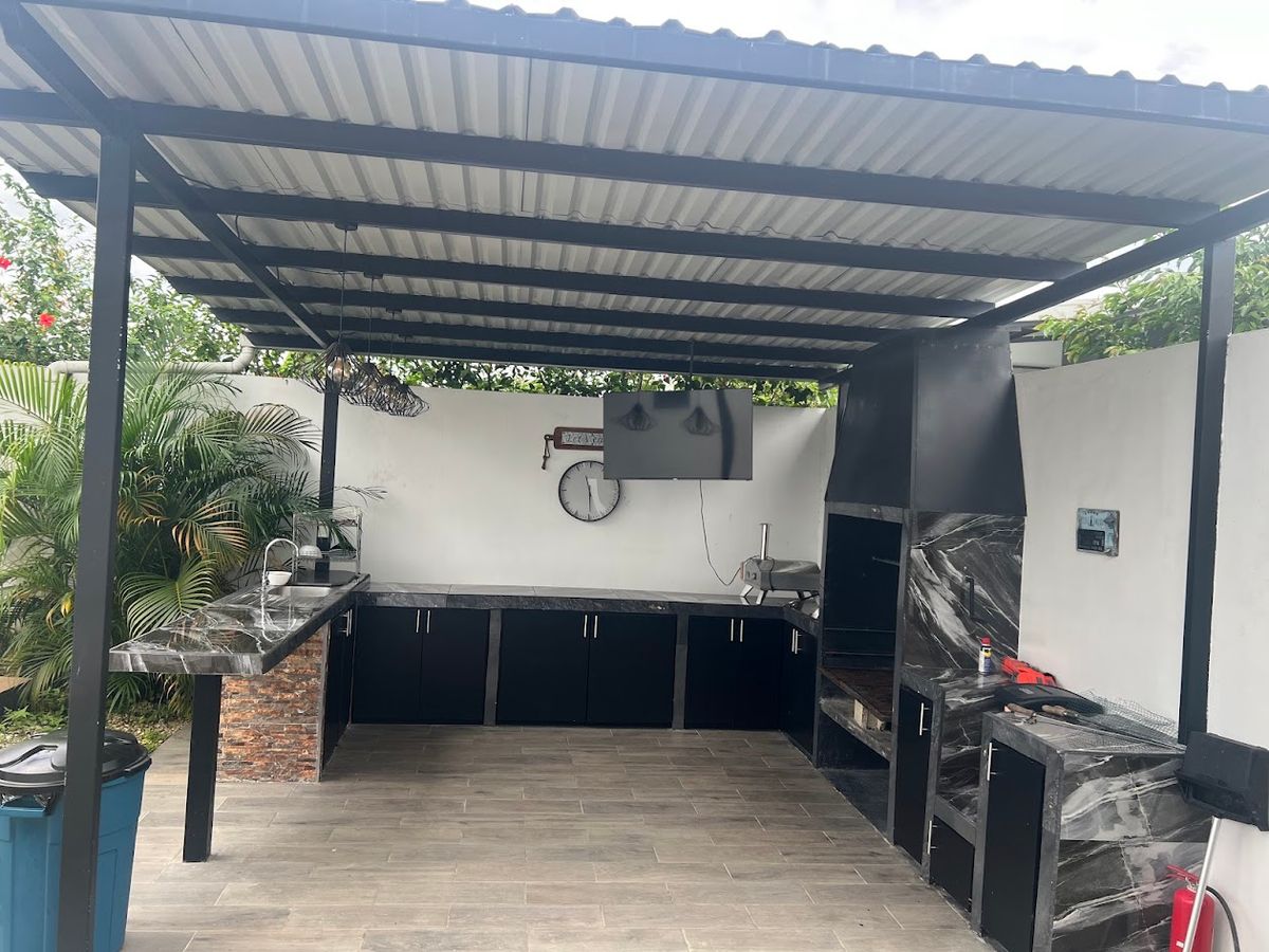 Casa Vacacional de Lujo en Condominio Privado en La Fortuna