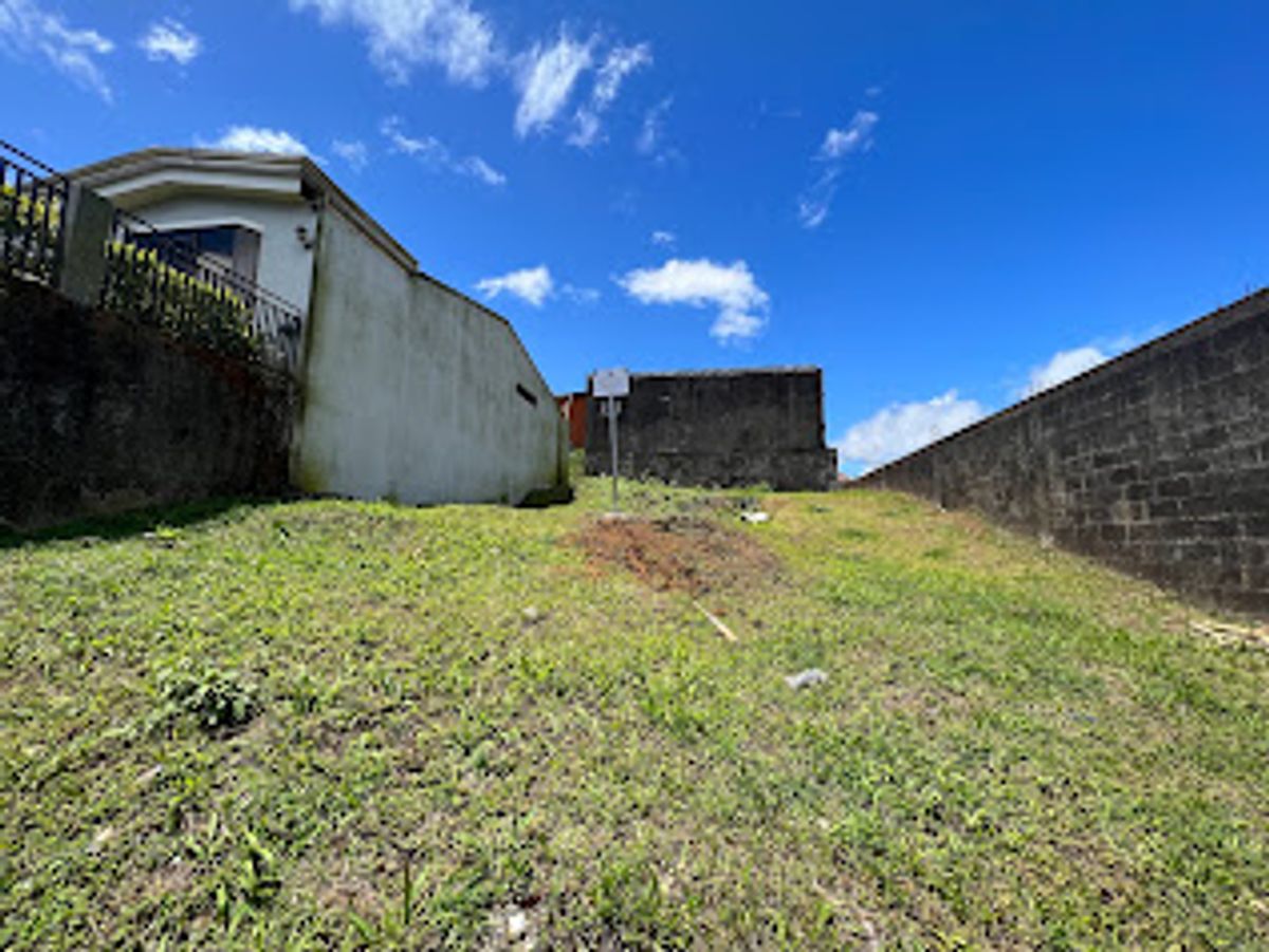 Centrally Located Lot in Ciudad Quesada: Close to the Bus Terminal
