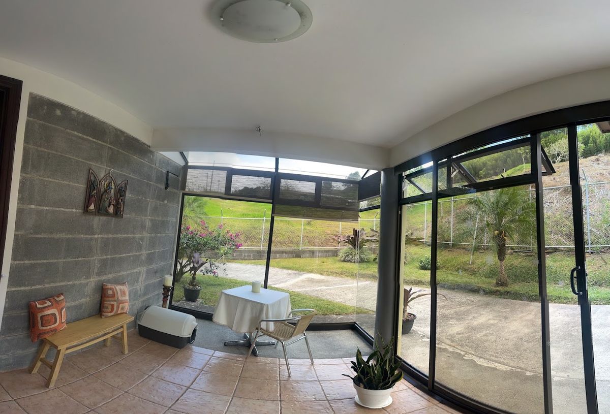 Casa con hermosa vista en Ciudad Quesada