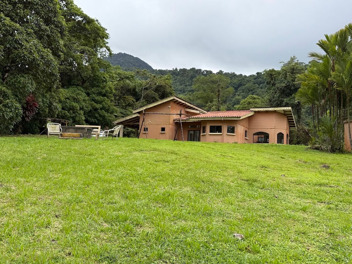 uxury Estate in La Fortuna: Waterfall Views & Mountain Sanctuary