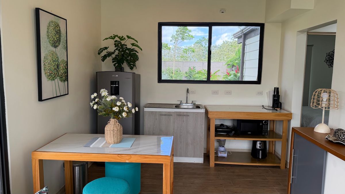 Casa Vacacional con Piscina en Los Ángeles de La Fortuna: Inversión