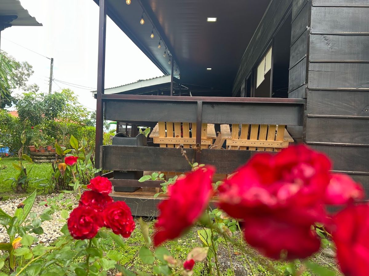 Turnkey Rustic Cabin in  Condominium, La Fortuna: Airbnb