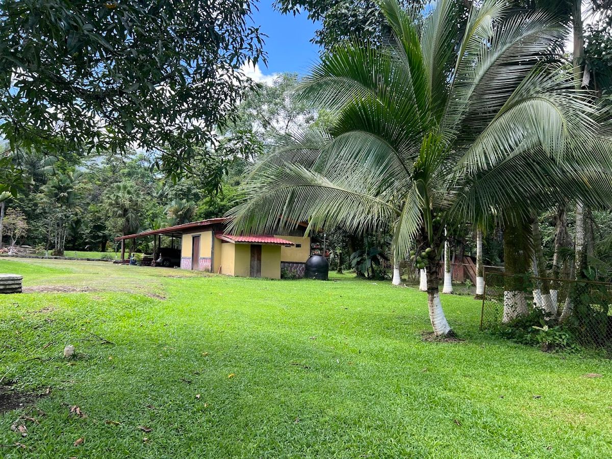 Luxury Estate in Zeta Trece, La Fortuna: Arenal Volcano Views