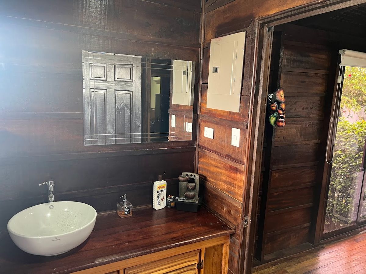 Turnkey Rustic Cabin in  Condominium, La Fortuna: Airbnb