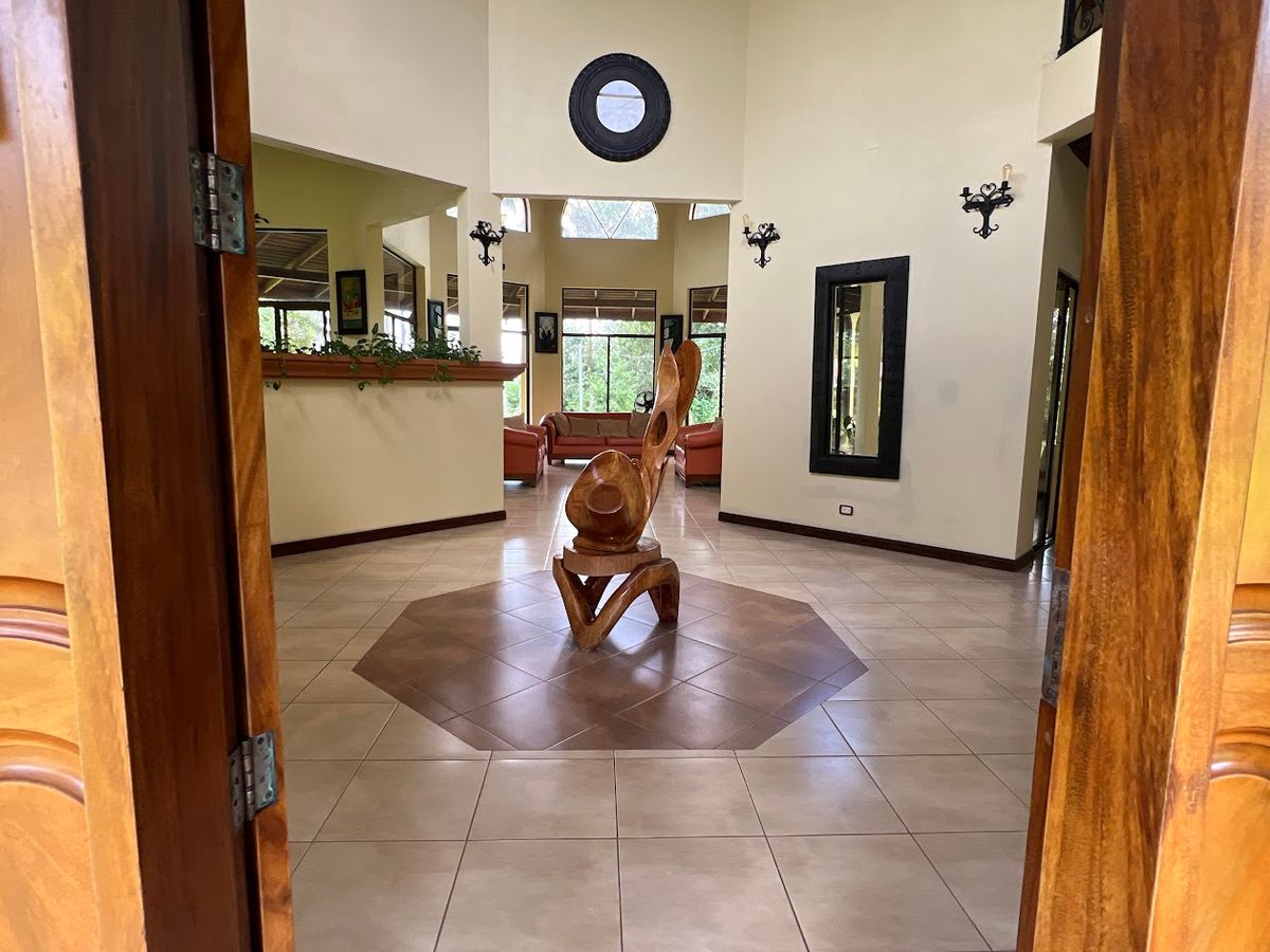 Luxury Estate in Zeta Trece, La Fortuna: Arenal Volcano Views