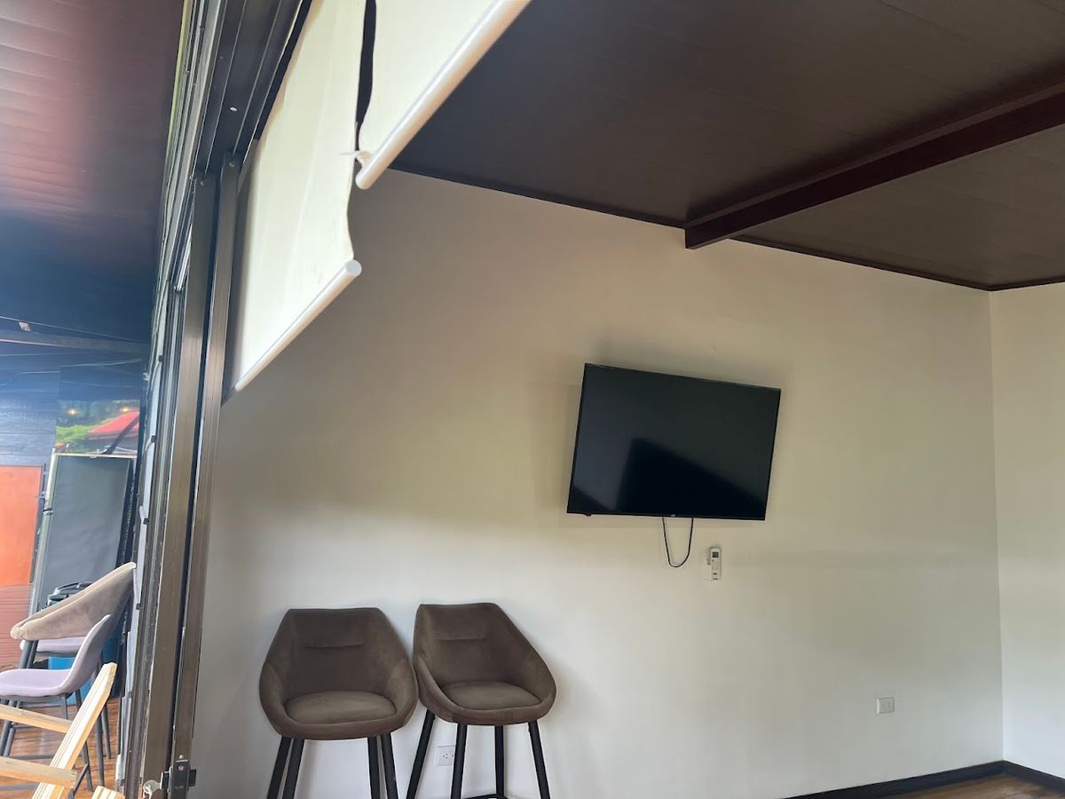 Turnkey Rustic Cabin in  Condominium, La Fortuna: Airbnb