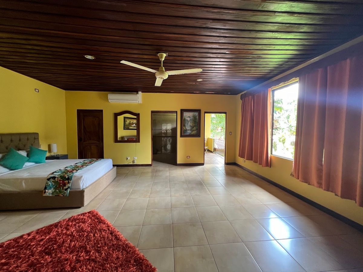 Luxury Estate in Zeta Trece, La Fortuna: Arenal Volcano Views