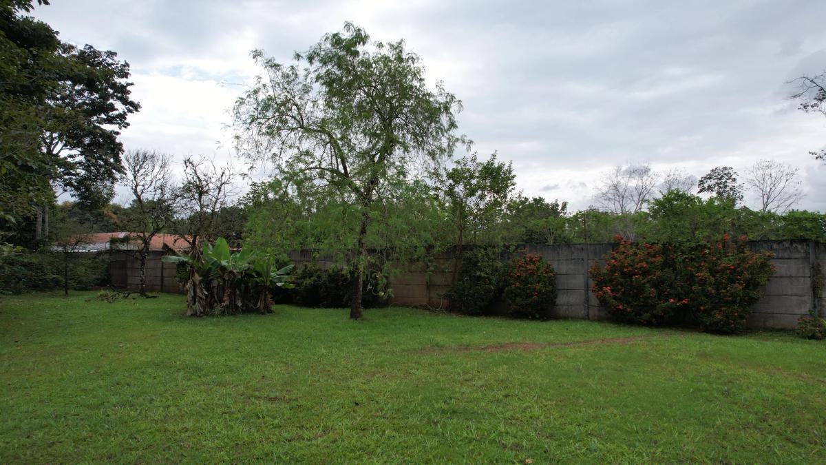 Quinta con Vista al Volcán en La Fortuna: Ideal para Airbnb